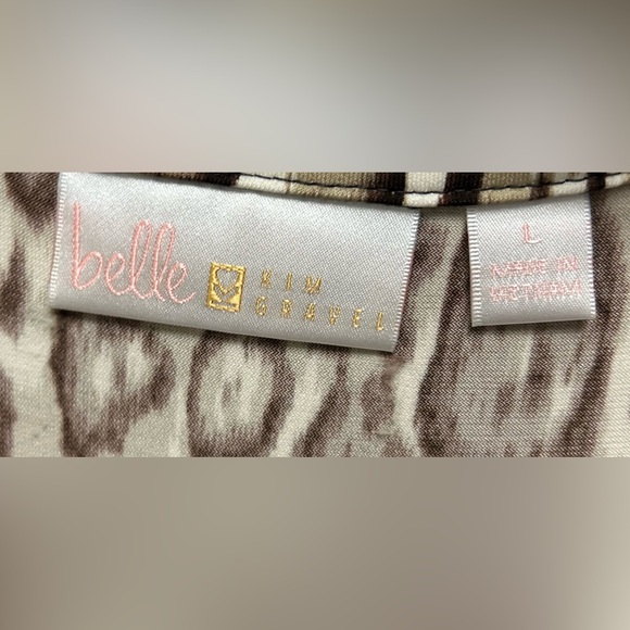 Belle by Kim Gravel Leopard Print Zip-Pocket Top in Brown and Cream - Picture 3 of 8